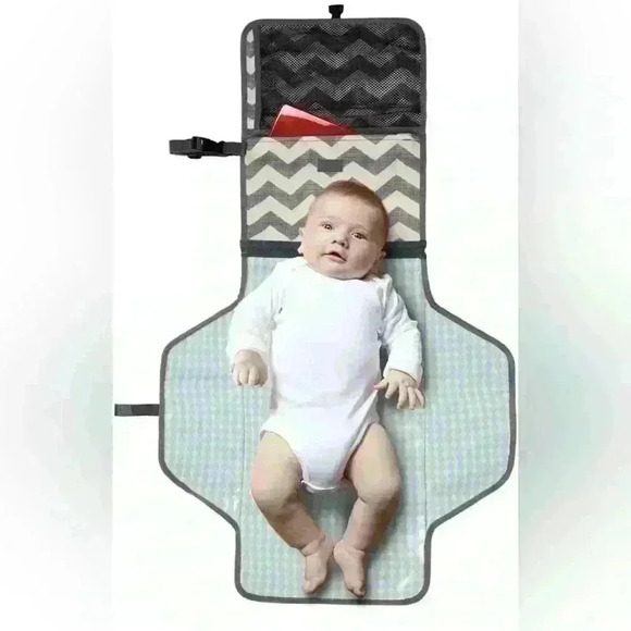 Skip Hop New Portable Baby‎ Changing Pad, Chevron - Picture 1 of 6